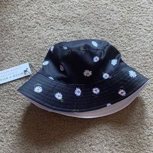 Daisy Bucket Hat